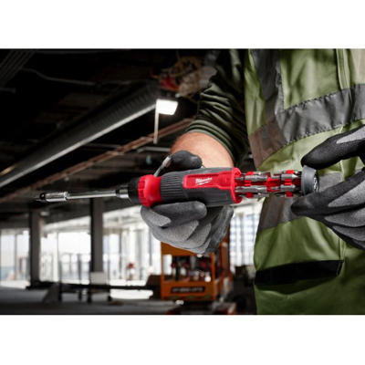 MILWAUKEE 27-IN-1 RATCHETING MULTI-BIT Screwdriver 48-22-2904