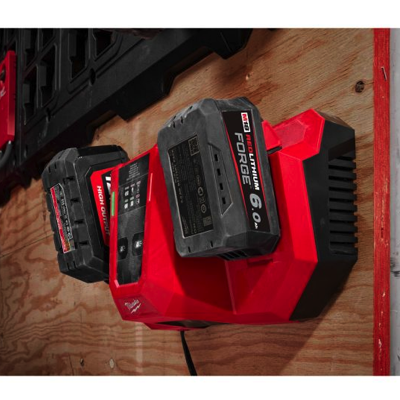 MILWAUKEE M18 Dual Bay SUPER CHARGER M18 DBSC SA