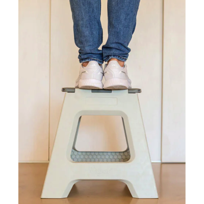 VIGAR LOAD 150KG 40CM Compact Foldable Stool 100% Recycled Plastic ZEROLINE GREY STEP STOOL