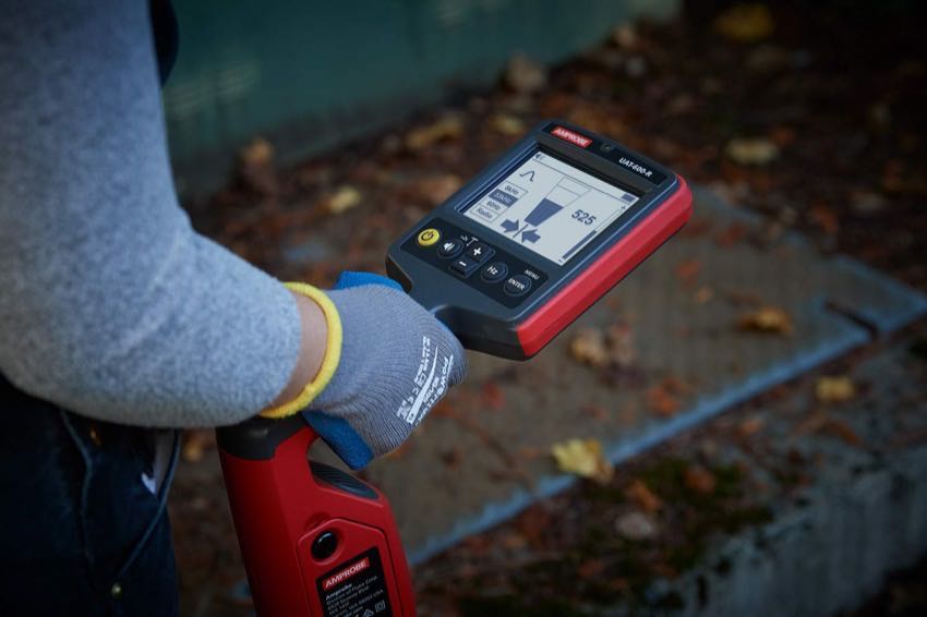 Underground Utility Locator – Amprobe UAT-620